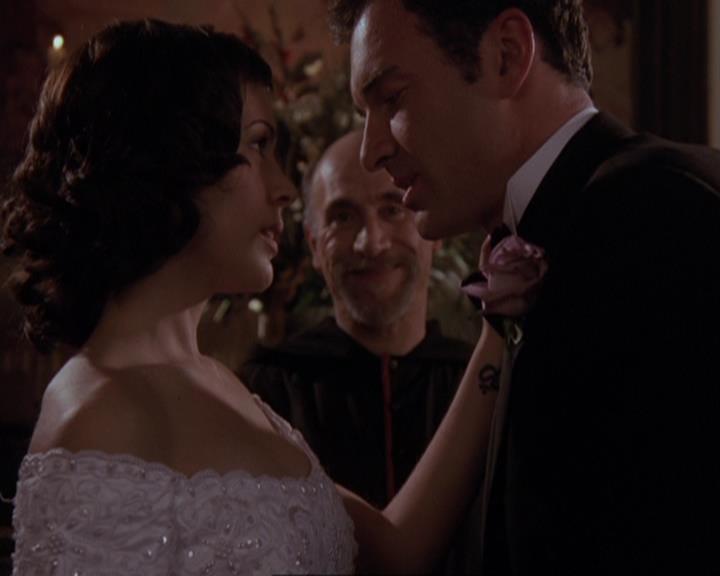 Charmed-Online-dot-415Marry-Go-Around2410.jpg