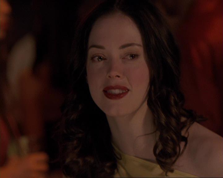 Charmed-Online-dot-416TheFifthHalliwell0044.jpg