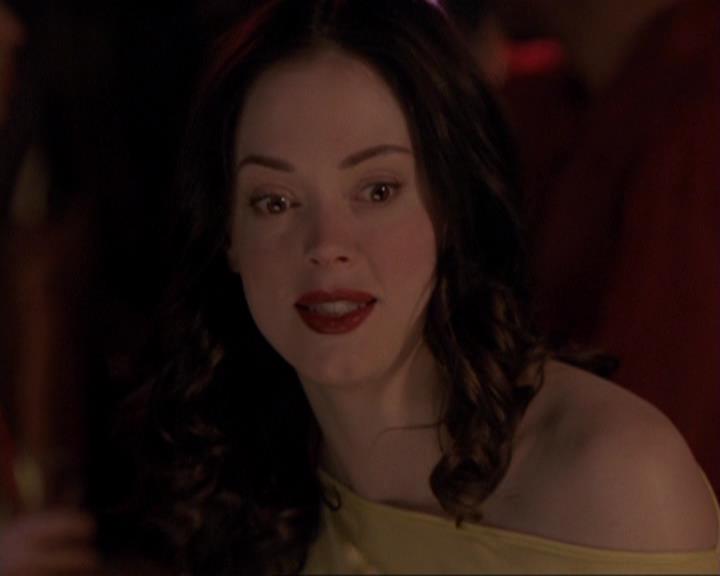 Charmed-Online-dot-416TheFifthHalliwell0048.jpg