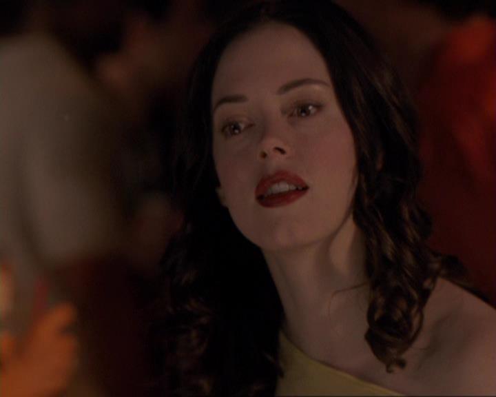 Charmed-Online-dot-416TheFifthHalliwell0093.jpg