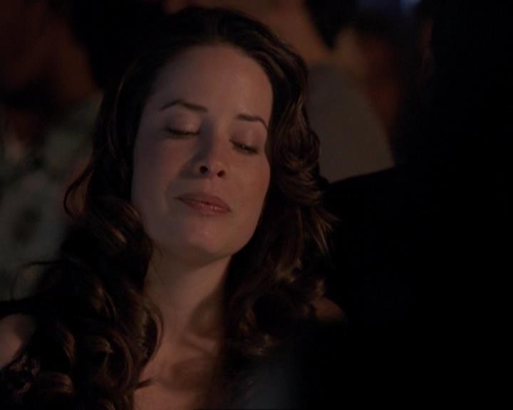 Charmed-Online-dot-416TheFifthHalliwell0133.jpg