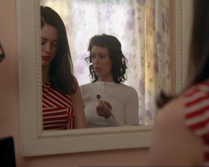 Charmed-Online-dot-416TheFifthHalliwell0290.jpg