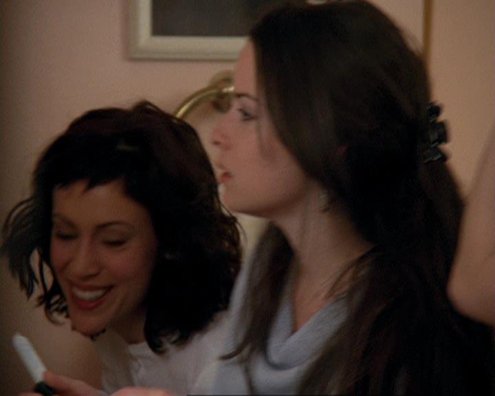 Charmed-Online-dot-416TheFifthHalliwell0308.jpg