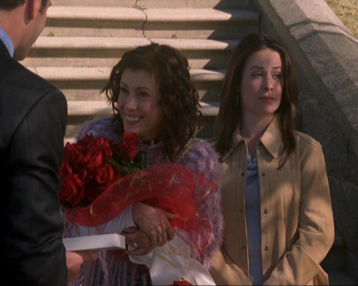 Charmed-Online-dot-416TheFifthHalliwell0391.jpg