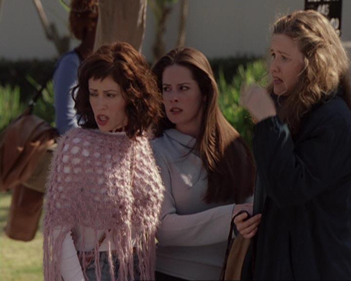 Charmed-Online-dot-416TheFifthHalliwell0570.jpg