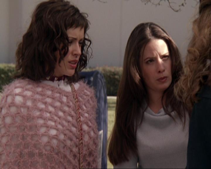 Charmed-Online-dot-416TheFifthHalliwell0575.jpg