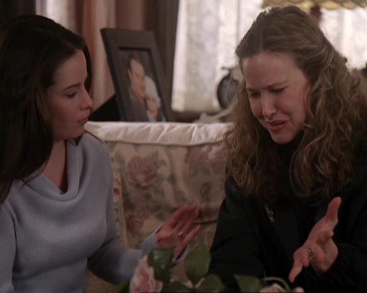 Charmed-Online-dot-416TheFifthHalliwell0704.jpg