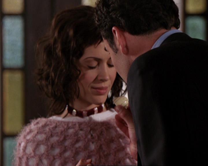 Charmed-Online-dot-416TheFifthHalliwell0761.jpg