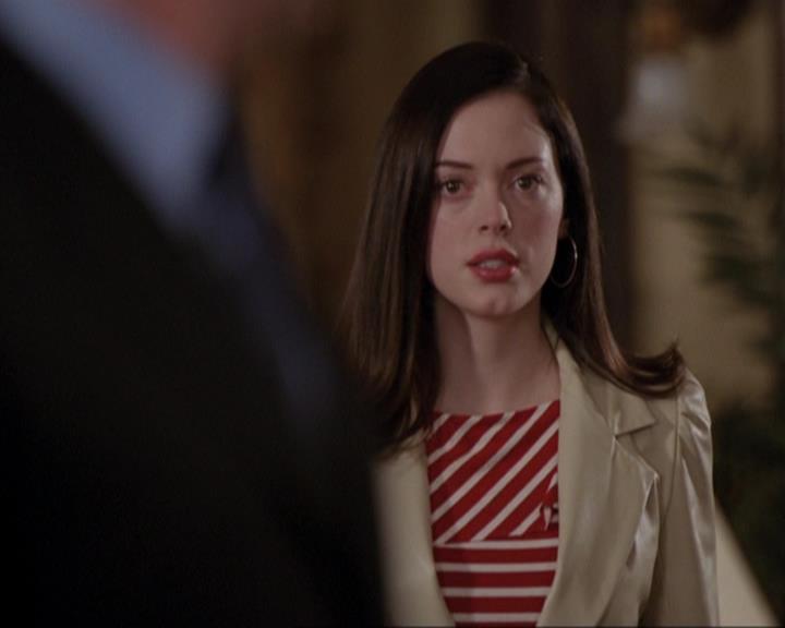 Charmed-Online-dot-416TheFifthHalliwell0833.jpg