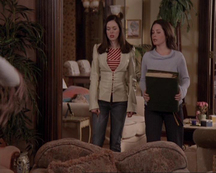 Charmed-Online-dot-416TheFifthHalliwell0868.jpg