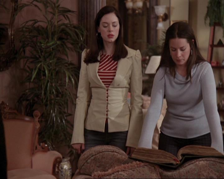 Charmed-Online-dot-416TheFifthHalliwell0879.jpg