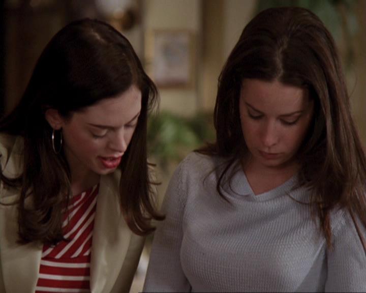 Charmed-Online-dot-416TheFifthHalliwell0898.jpg