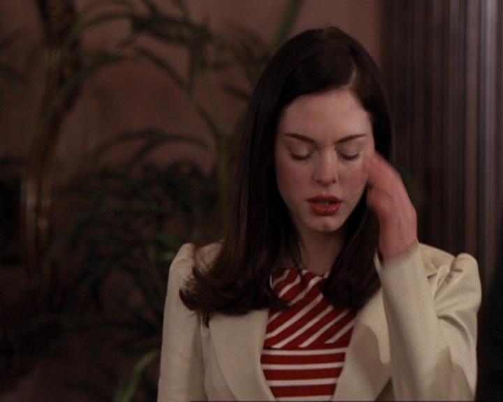 Charmed-Online-dot-416TheFifthHalliwell0926.jpg