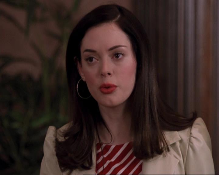 Charmed-Online-dot-416TheFifthHalliwell0936.jpg