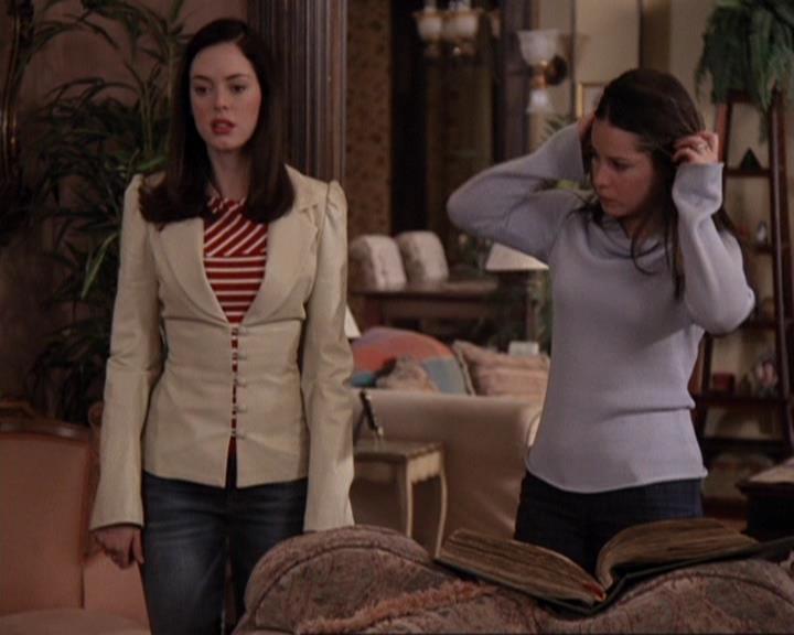 Charmed-Online-dot-416TheFifthHalliwell0950.jpg