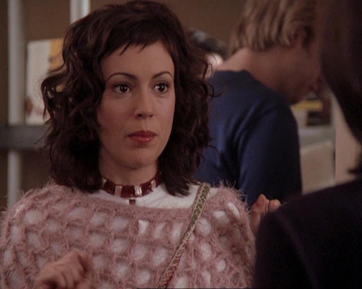 Charmed-Online-dot-416TheFifthHalliwell1241.jpg