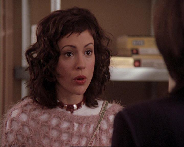 Charmed-Online-dot-416TheFifthHalliwell1263.jpg