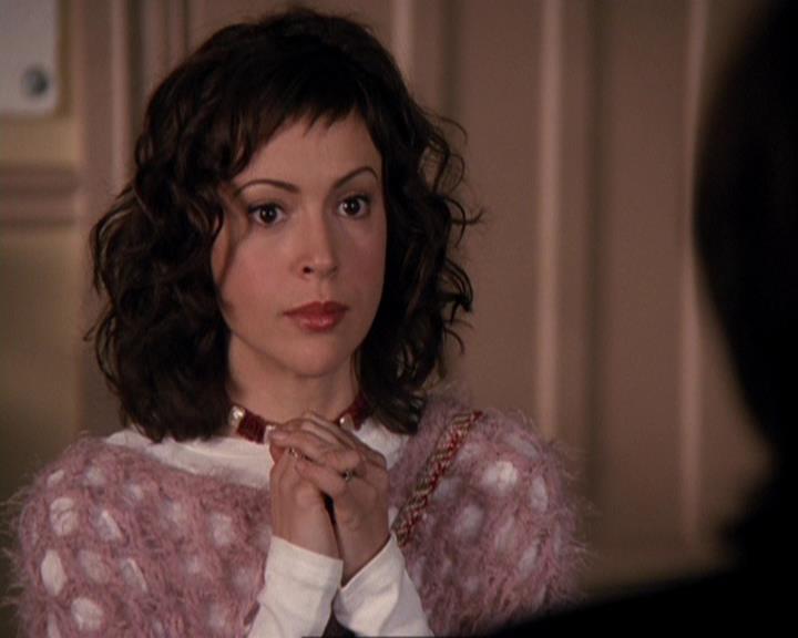 Charmed-Online-dot-416TheFifthHalliwell1299.jpg