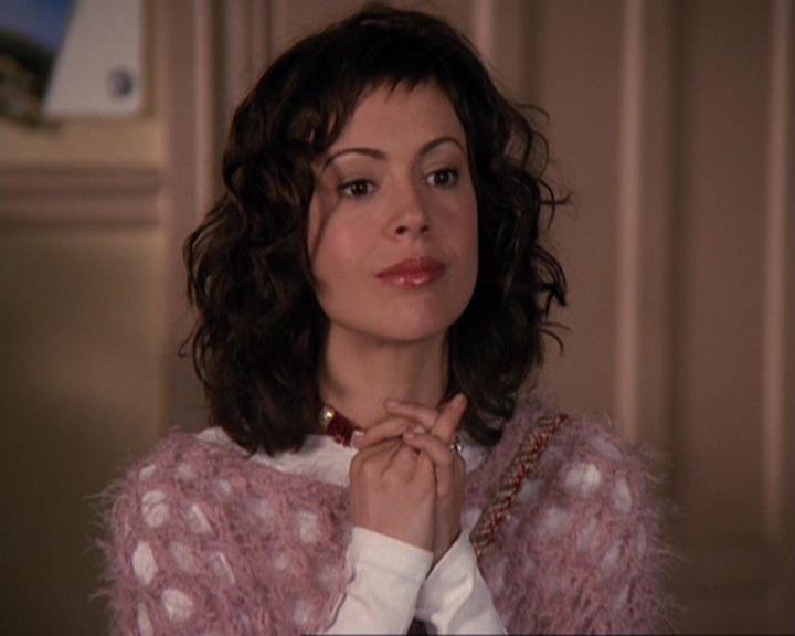 Charmed-Online-dot-416TheFifthHalliwell1305.jpg