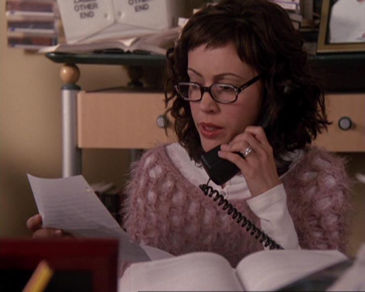 Charmed-Online-dot-416TheFifthHalliwell1339.jpg