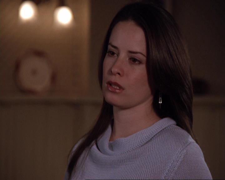 Charmed-Online-dot-416TheFifthHalliwell1507.jpg