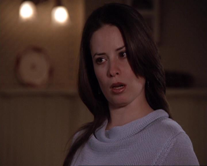 Charmed-Online-dot-416TheFifthHalliwell1511.jpg