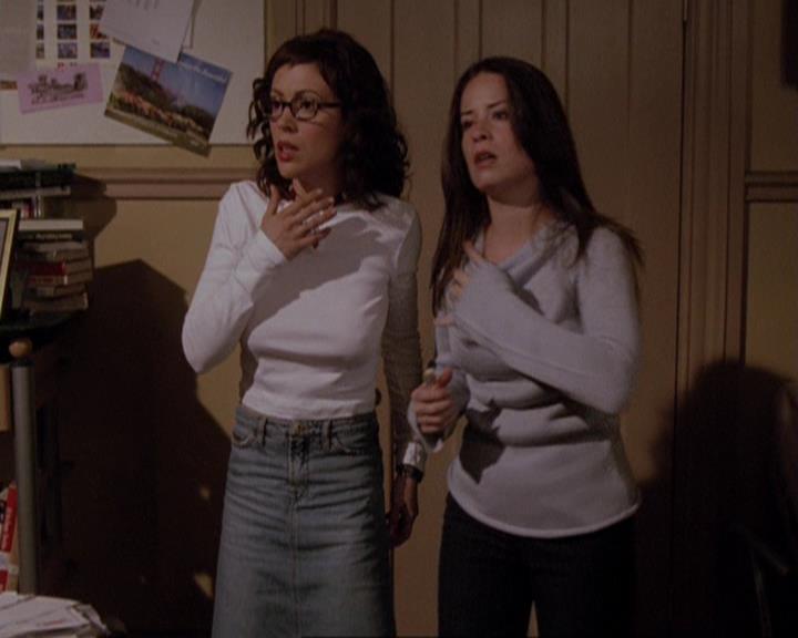 Charmed-Online-dot-416TheFifthHalliwell1602.jpg