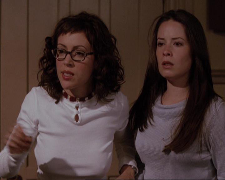 Charmed-Online-dot-416TheFifthHalliwell1606.jpg