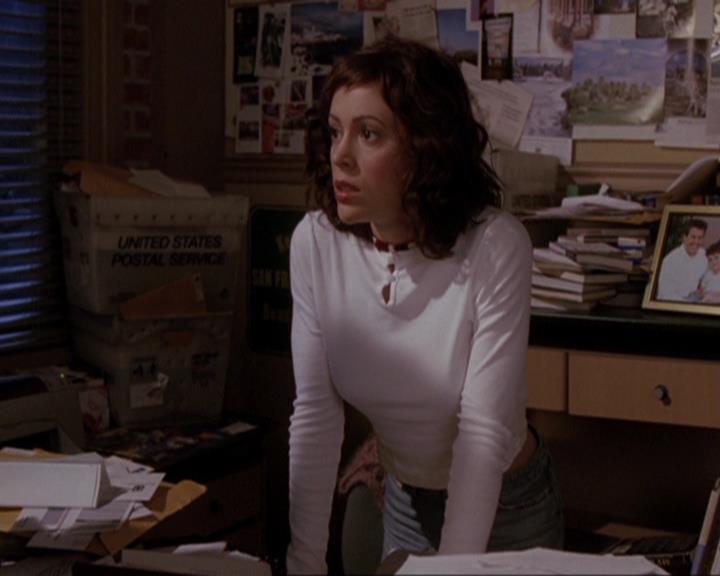 Charmed-Online-dot-416TheFifthHalliwell1669.jpg