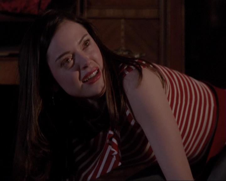 Charmed-Online-dot-416TheFifthHalliwell1702.jpg