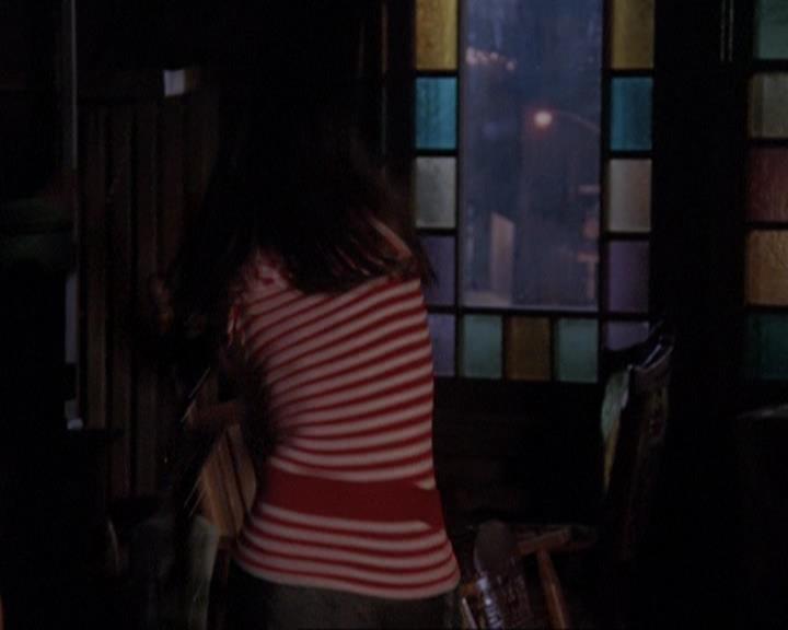 Charmed-Online-dot-416TheFifthHalliwell1805.jpg