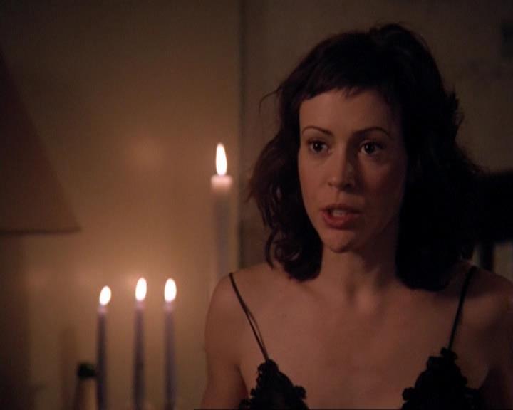 Charmed-Online-dot-416TheFifthHalliwell1882.jpg