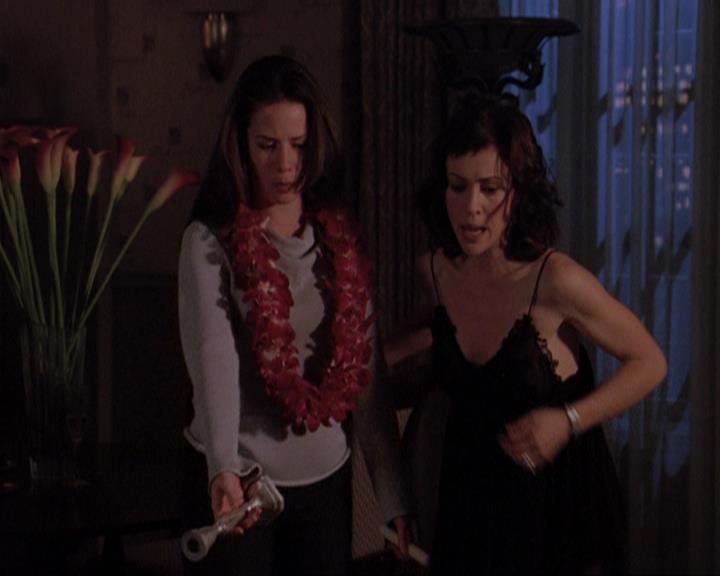 Charmed-Online-dot-416TheFifthHalliwell1907.jpg