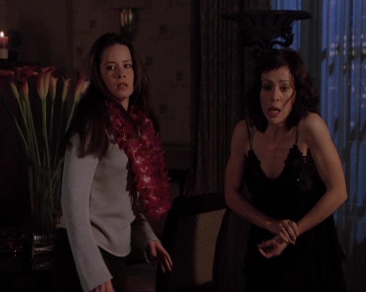 Charmed-Online-dot-416TheFifthHalliwell1910.jpg