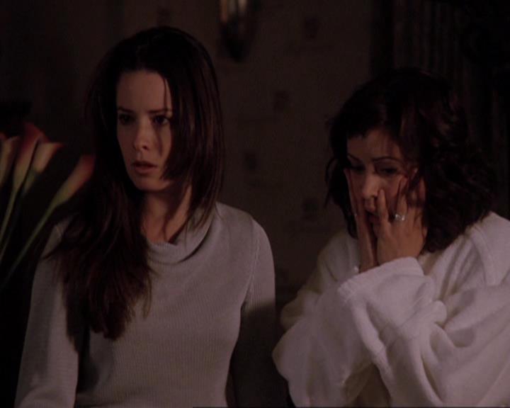 Charmed-Online-dot-416TheFifthHalliwell1925.jpg