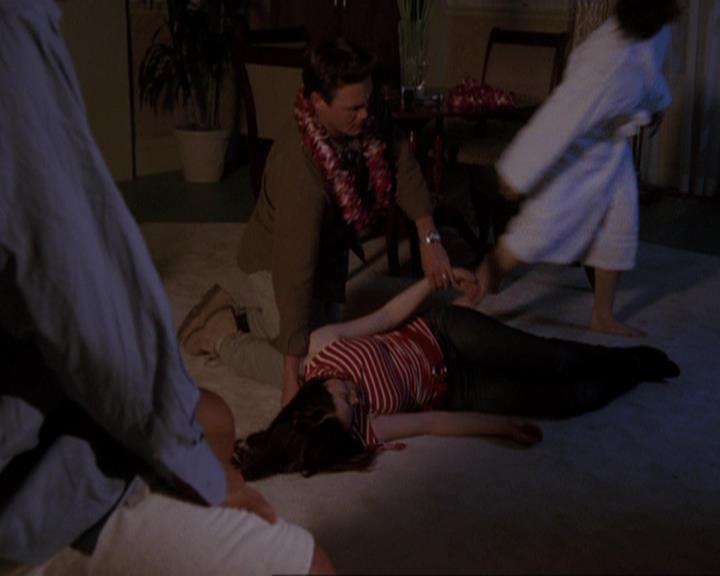 Charmed-Online-dot-416TheFifthHalliwell1976.jpg