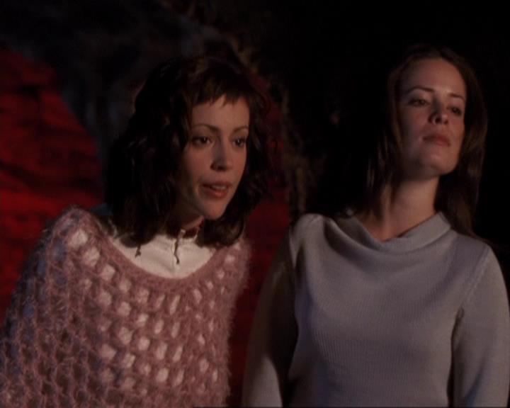 Charmed-Online-dot-416TheFifthHalliwell2051.jpg