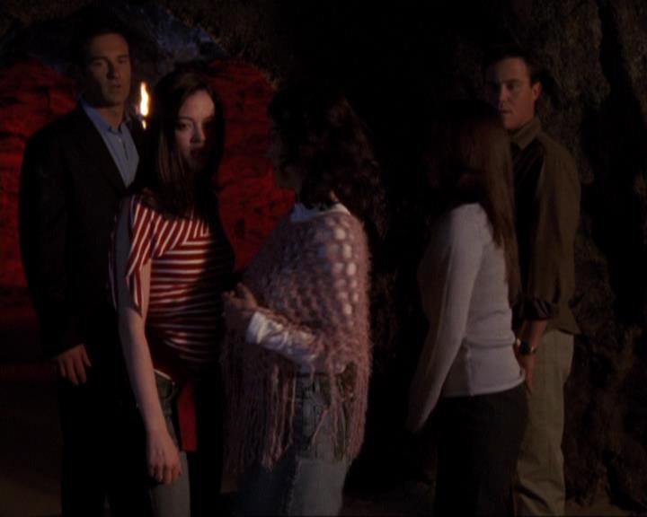 Charmed-Online-dot-416TheFifthHalliwell2093.jpg