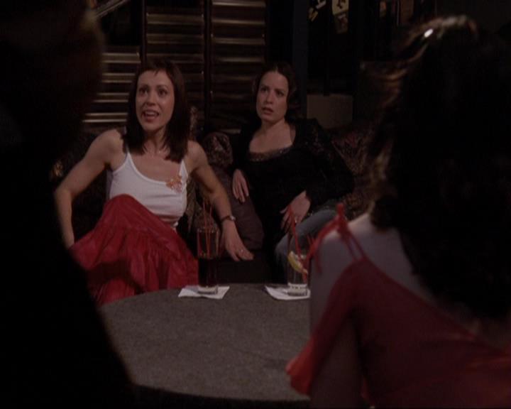 Charmed-Online-dot-416TheFifthHalliwell2233.jpg