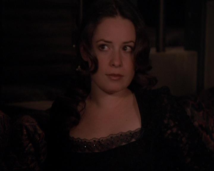 Charmed-Online-dot-416TheFifthHalliwell2270.jpg