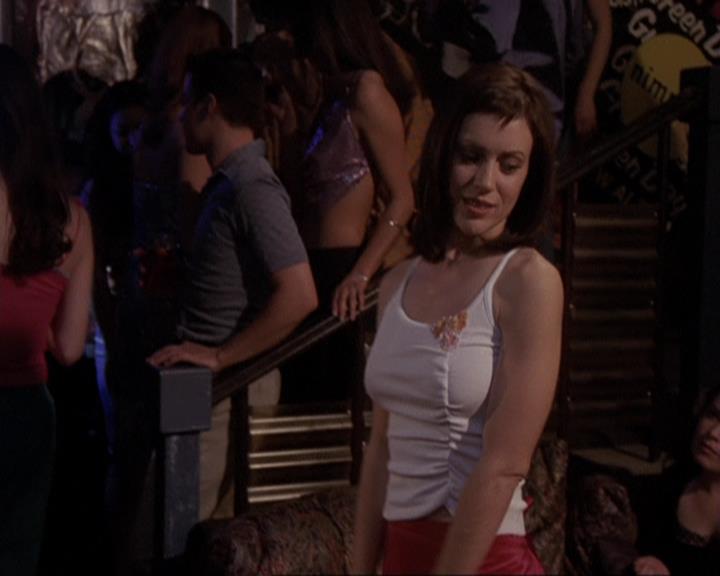 Charmed-Online-dot-416TheFifthHalliwell2296.jpg