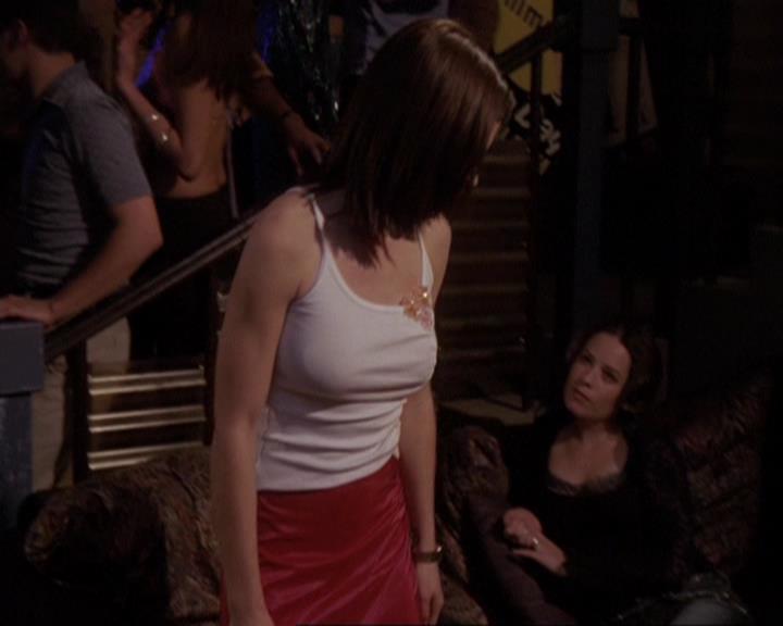 Charmed-Online-dot-416TheFifthHalliwell2298.jpg