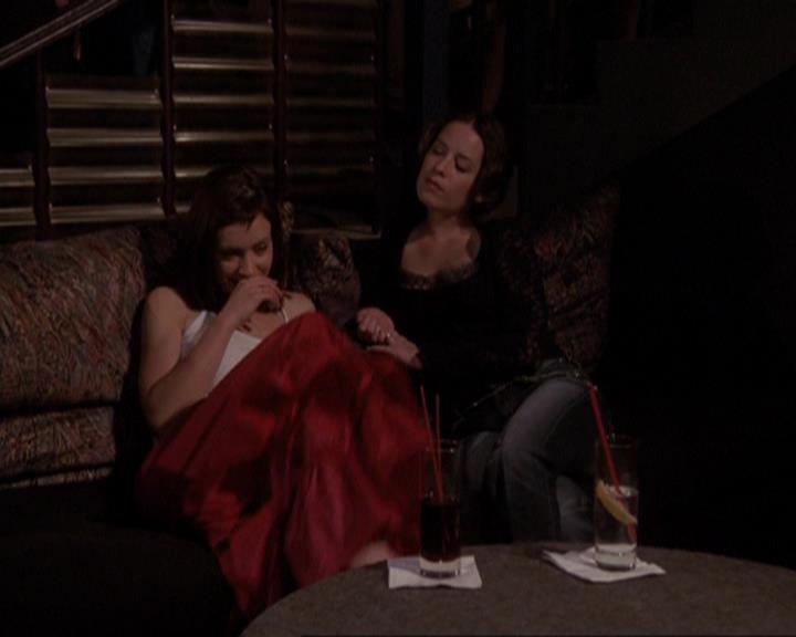 Charmed-Online-dot-416TheFifthHalliwell2300.jpg