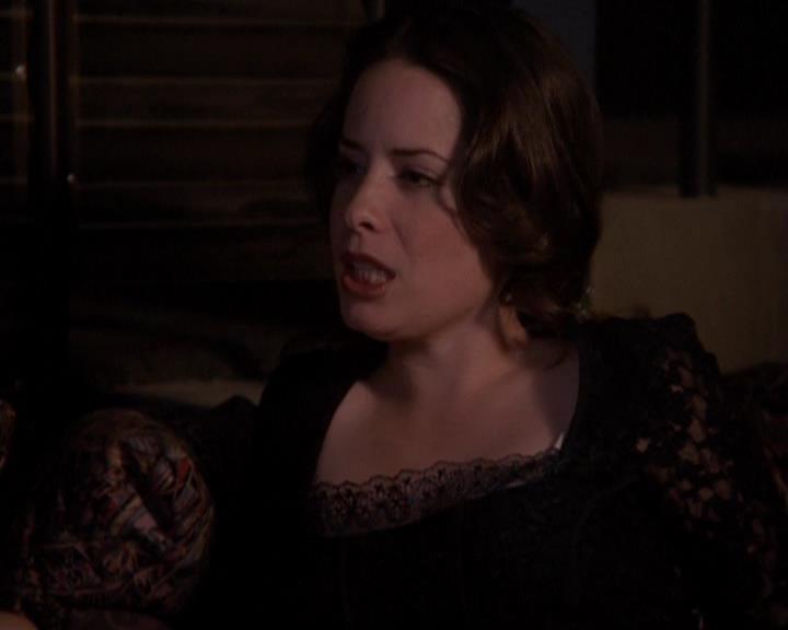 Charmed-Online-dot-416TheFifthHalliwell2317.jpg