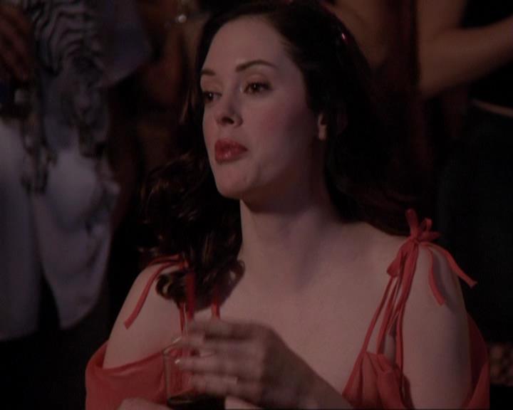 Charmed-Online-dot-416TheFifthHalliwell2324.jpg