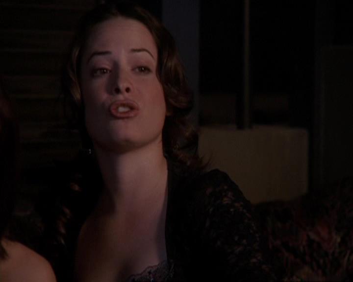 Charmed-Online-dot-416TheFifthHalliwell2335.jpg