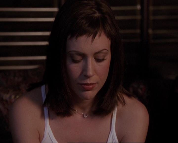 Charmed-Online-dot-416TheFifthHalliwell2341.jpg