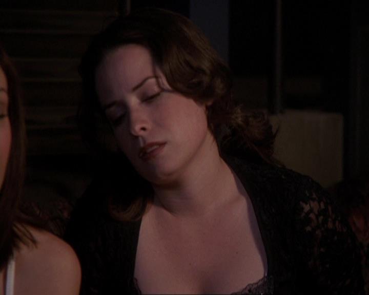 Charmed-Online-dot-416TheFifthHalliwell2346.jpg