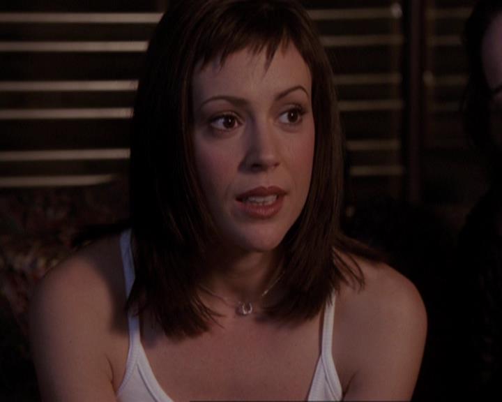 Charmed-Online-dot-416TheFifthHalliwell2347.jpg