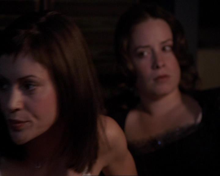 Charmed-Online-dot-416TheFifthHalliwell2378.jpg